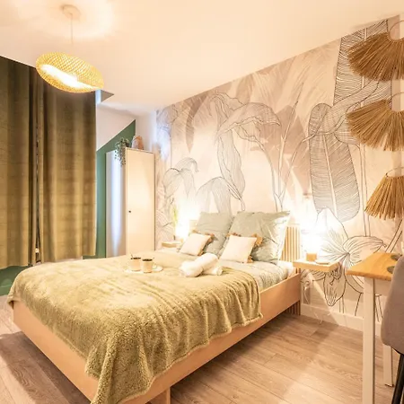 Them'apparts Sainte Croix *