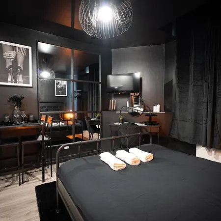 Them'apparts Sainte Croix Appartement