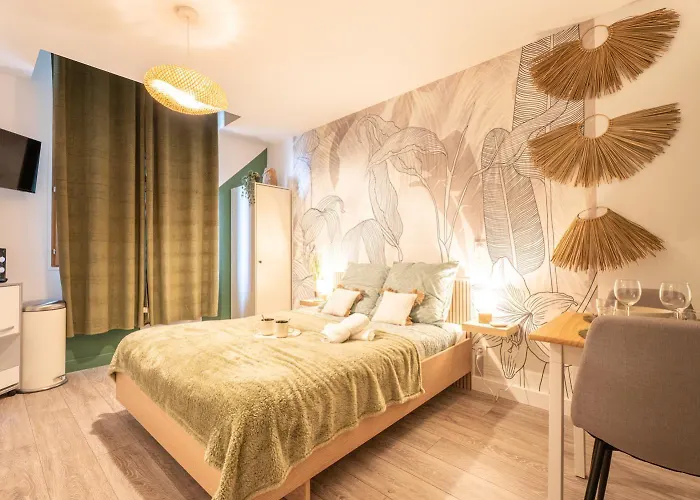 Them'apparts Sainte Croix *