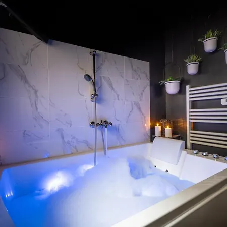 Them'apparts Sainte Croix *